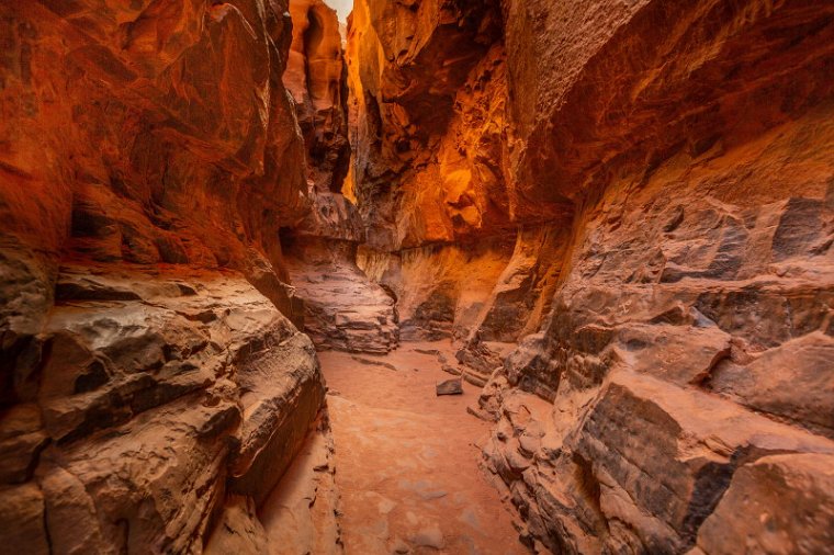 64 Wadi Rum, Khazali Canyon.jpg